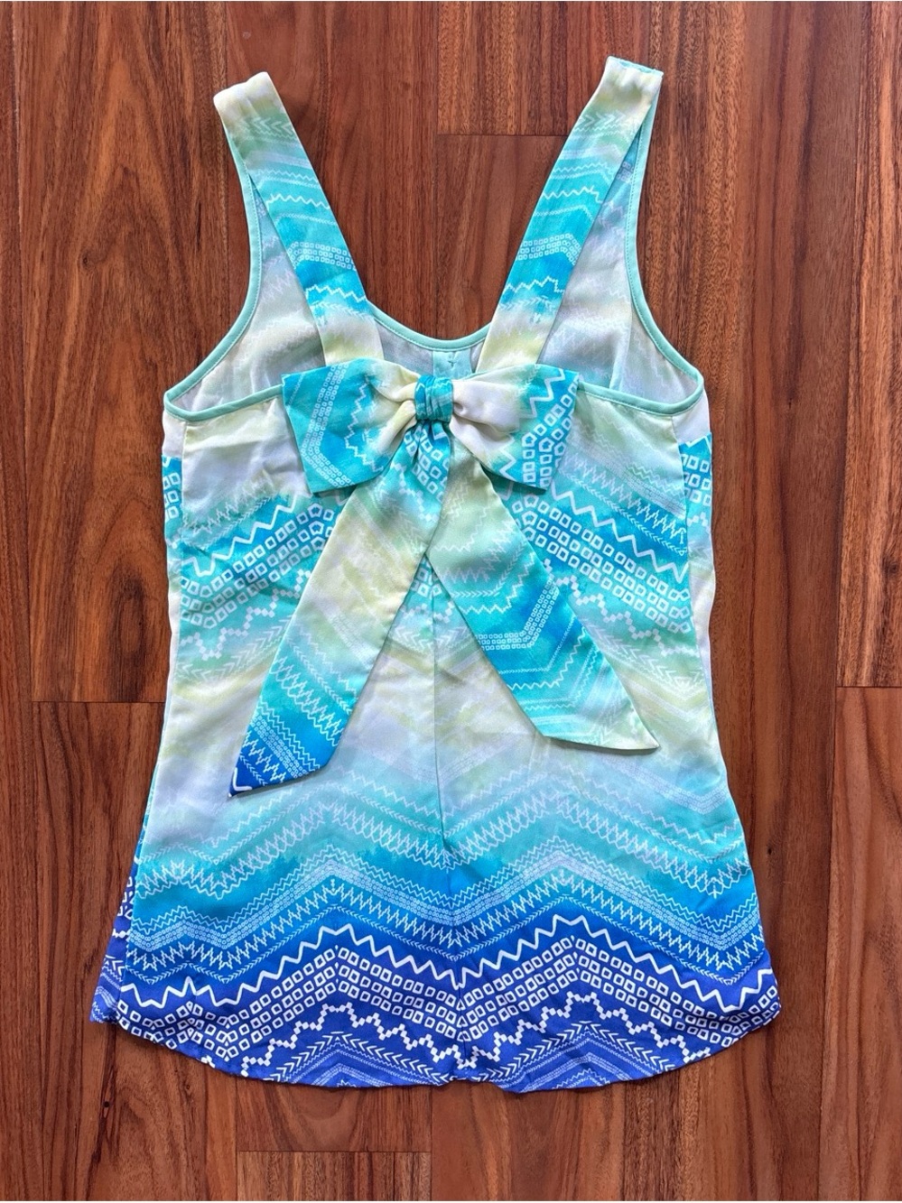 Y2K Candies Women’s Sleeveless Bow-Back Tank Top in Teal Multi